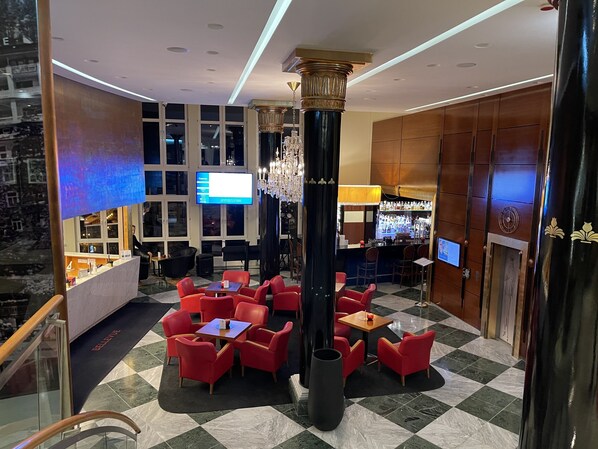 Bar (in der Unterkunft)