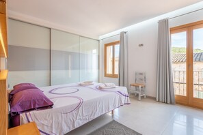 4 chambres, Wi-Fi gratuit, draps fournis