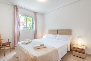 2 Schlafzimmer, Bügeleisen/Bügelbrett, kostenloses WLAN, Bettwäsche