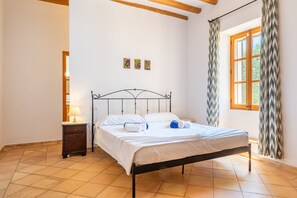 6 bedrooms, iron/ironing board, free WiFi, bed sheets - Es Castellot Vell - Villafranca de Bonany (Manacor)