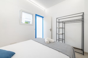 2 bedrooms, iron/ironing board, free WiFi, bed sheets - CA'N MOSSÈN 27 in Portocolom (Portocolom)