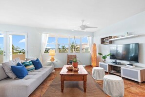 Smart TV, DVD player