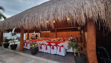 Vista frontal de la propiedad