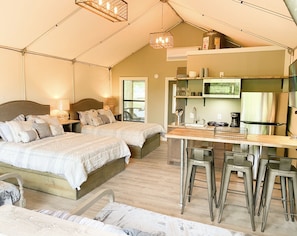 Cabin | Living area | 43-inch flat-screen TV with cable channels, TV, DVD player