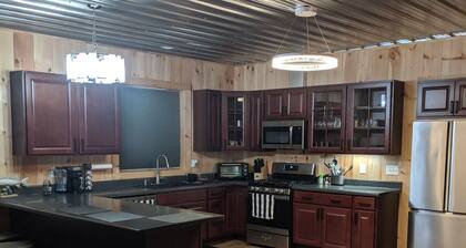 New house near Lake Erie with easy access to the Islands.