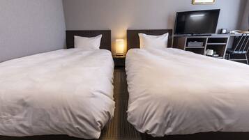 1 habitación, tabla de planchar con plancha y wifi