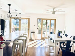 Dining - NEWLY RENOVATED BEACH BLOCK TOWNHOME!! (Brigantine)