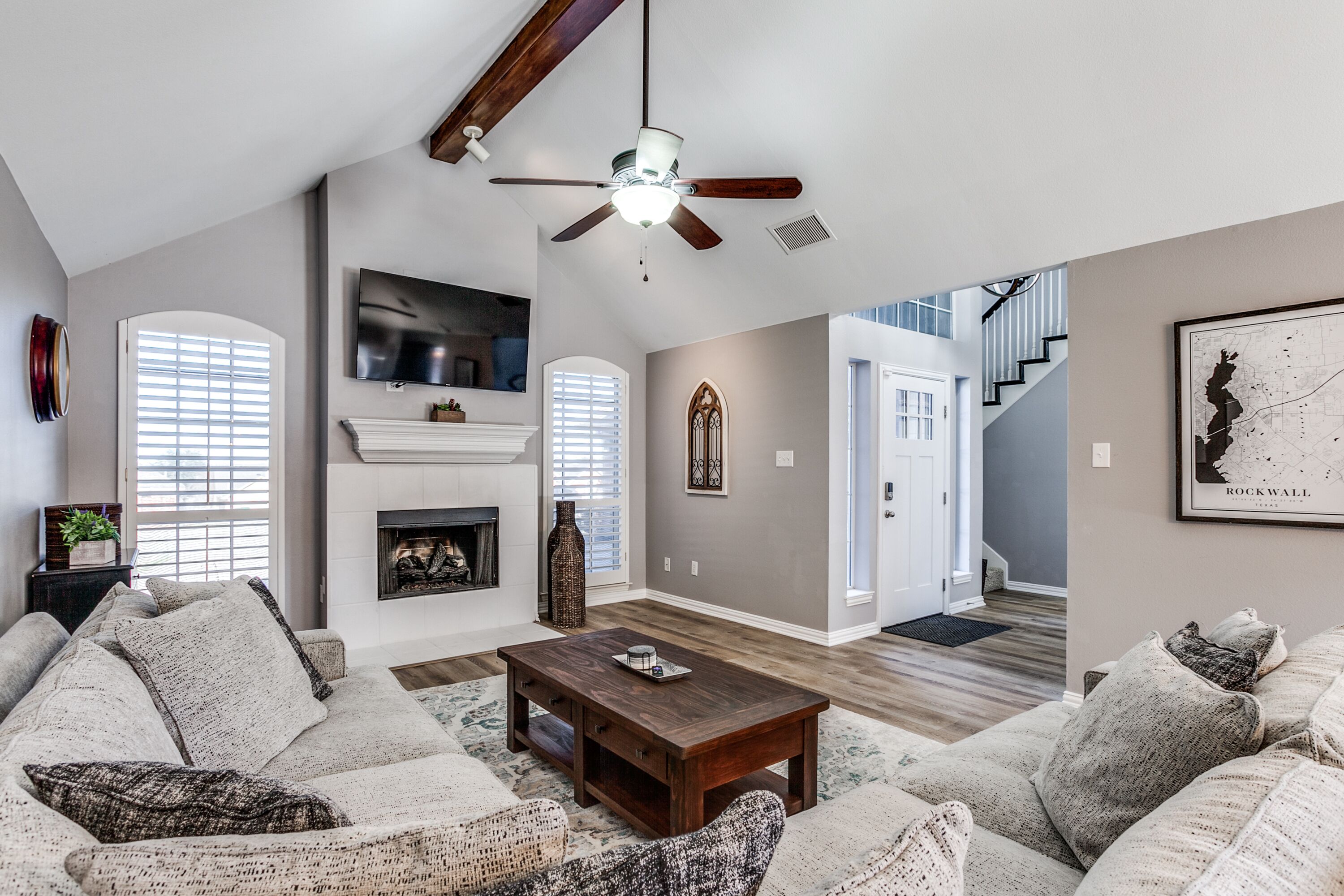 Smart-TV, peis, videospill og fotballspill