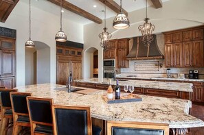 Fridge, microwave, oven, stovetop - Desert Oasis, Swim-up Bar, Theater, Game Room (Scottsdale)