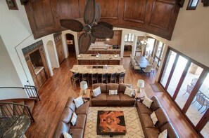 Smart TV, fireplace, books, offices