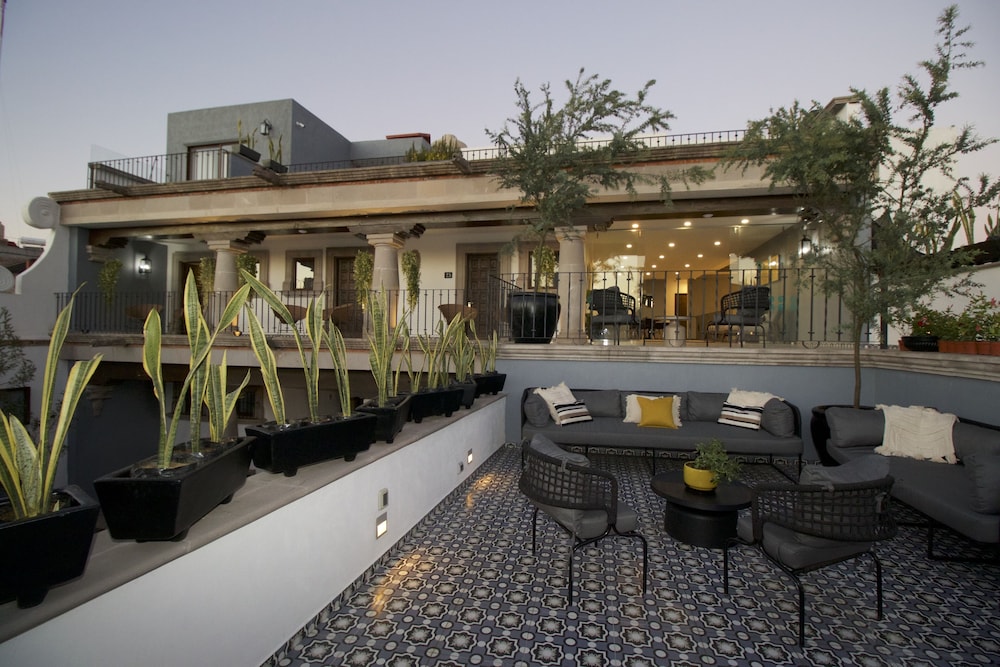 hotel boutique casa loreta image