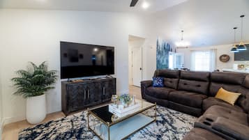 Smart TV, fireplace, DVD player, books