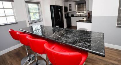 Freedom Island House - Modern and New