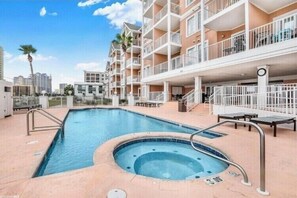 Outdoor pool - Spectacular, Unobstructed Beach Views! Newly Updated and Renovated Condo. (Gulf Shores)