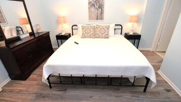 WiFi (free), bed sheets