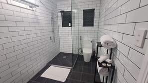 Leilighet – superior | Dusj på badet