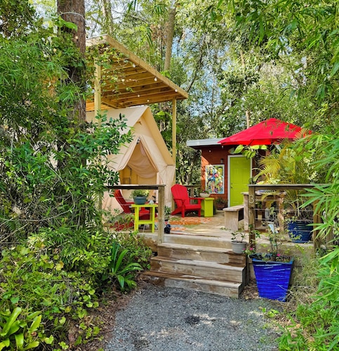 Romantic Glamping Tent/Tiny House Garden Retreat