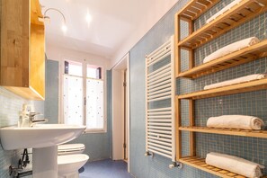 Imagen sin descripción, 5 de 18, botón