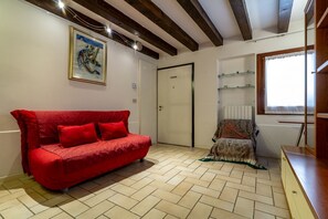 Living area - Gorne Apartment - Veneziacentopercento (Venezia)