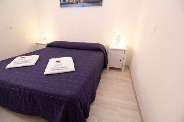 2 bedrooms, WiFi, bed sheets