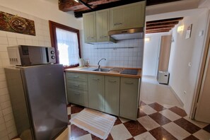 Imagen sin descripción, 2 de 18, botón