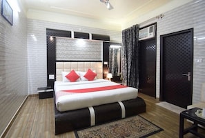 Egyptian cotton sheets, premium bedding, down comforters