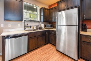Fridge, microwave, oven, stovetop - Meritage: European-inspired Family Home (Corvallis)