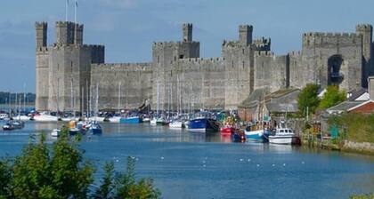 2Bed Cabin w/ Parking near Snowdonia National Park