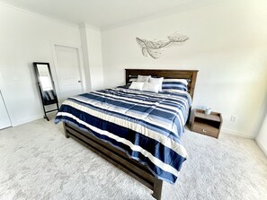 4 bedrooms, iron/ironing board, WiFi, bed sheets