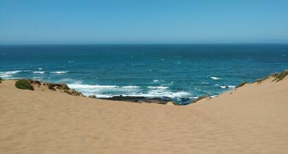 Mountain View Studio Near Beautiful Beaches, Hiking and Biking