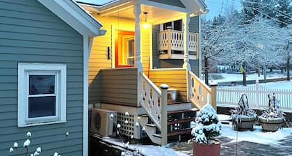 Stylish Studio on Main Street in Tannersville