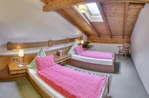 1 chambre, accès Internet, draps fournis