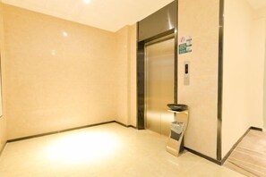 Interior - City Comfort Inn (Zhuhai Qinglv Middle Road) (Zhuhai)