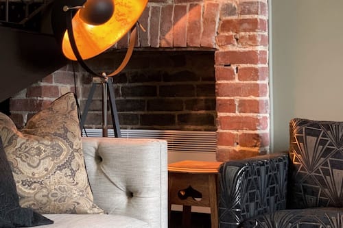 Luxury Apartment (The Henry Matthews) | Living area
