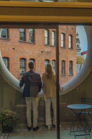 Luxe appartement (The Henry Matthews) | Terras