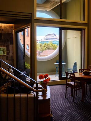Luxury Apartment (The Henry Matthews) | Terrace/patio - Bell Hill Apartments (Dunedin)