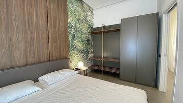 2 Schlafzimmer, Schreibtisch, Bügeleisen/Bügelbrett, kostenloses WLAN