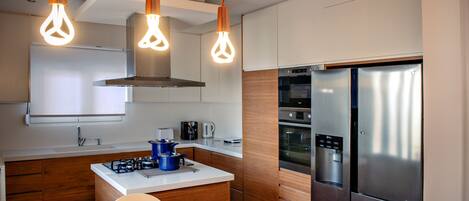 บ้านพัก | ครัวส่วนตัว | ตู้เย็นขนาดใหญ่, ไมโครเวฟ, เตาอบ, เตาประกอบอาหาร