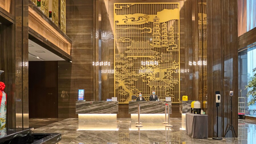 YUN-RAY PHOENIX HOTEL