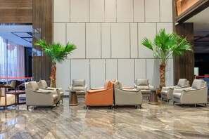 Coin salon dans le hall