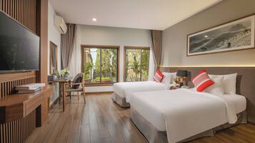 Habitació amb dos llits individuals superior | Roba de llit d'alta qualitat i matalassos d'escuma viscoelàstica