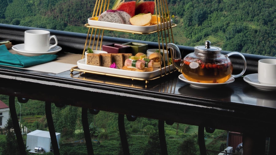 DeLaSol Sapa Hotel