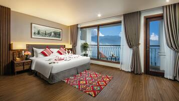 Habitació doble o amb dos llits individuals prèmium, balcó (Free Afternoon Tea) | Façana frontal de l'allotjament