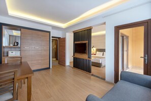 Residence Family Room | Living area | LED TV - Utopia Resort & Residence (Alanya)