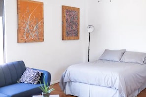 Classic Studio | Private kitchen | Fridge, stovetop, dishwasher, cookware/dishes/utensils - Coyote Lofts (Tijuana)
