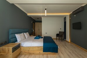 Classic Room, 1 Double Bed, Sea View | Premium bedding, memory foam beds, minibar, desk - Sunrise Hotel (Sinop)