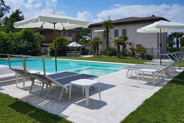 Pool - Apartment by Lake Garda near Gardaland (Lazise)