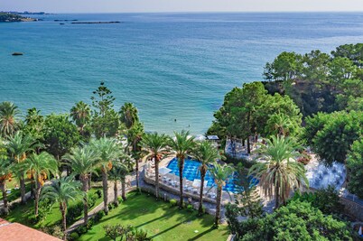 Utopia Beach Club
