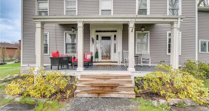 Lakefront Cayuga Retreat w/ Private Deck & Hot Tub