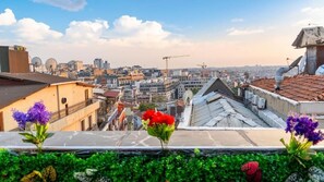 Luxury Triple Room | Balcony view - Santa Rio Taksim  (Istanbul)